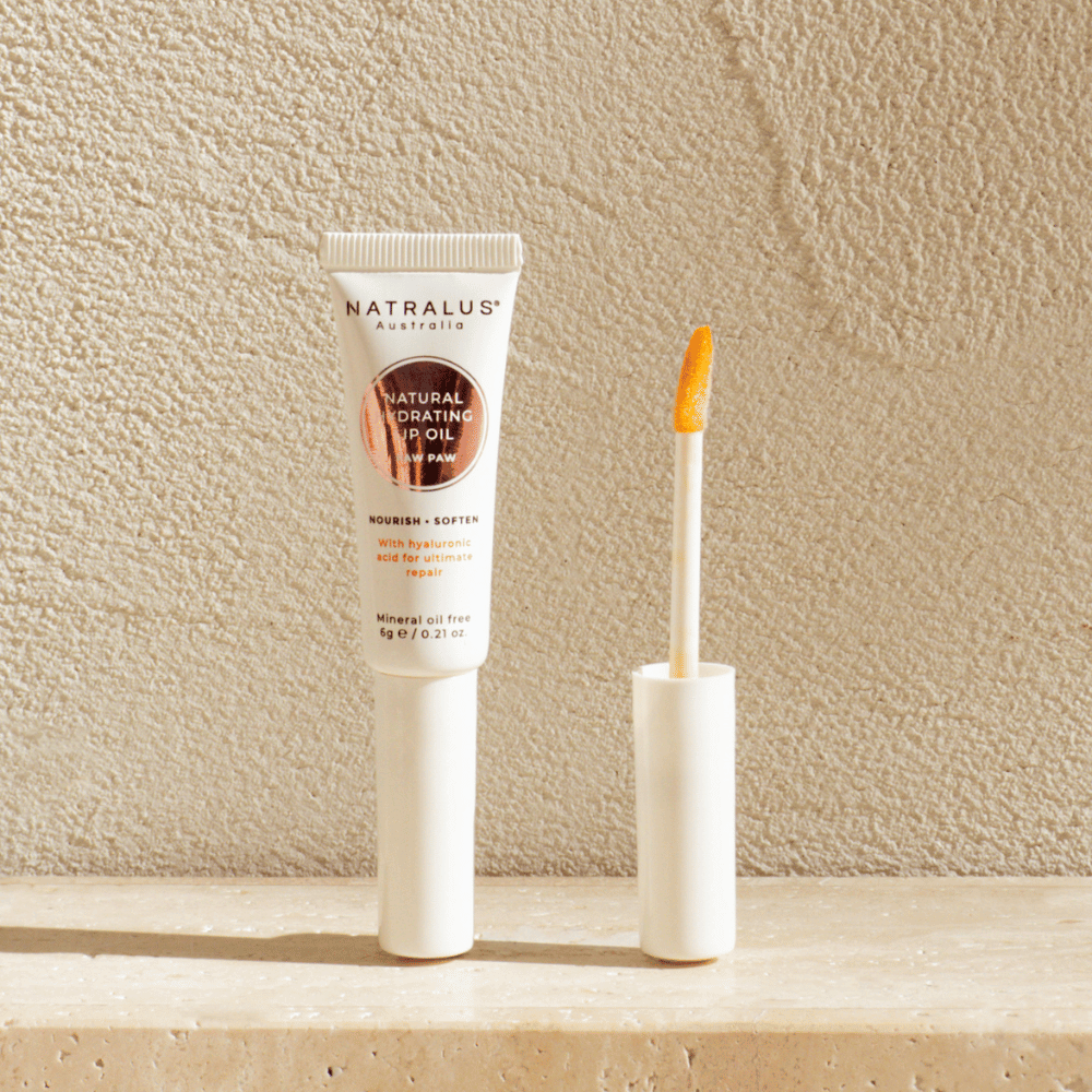 Natralus Natural Hydrating Lip Oil Treatment Paw Paw – Australian natural lip treatment with hyaluronic acid and botanical oils to soothe, repair, and deeply hydrate dry, chapped lips.